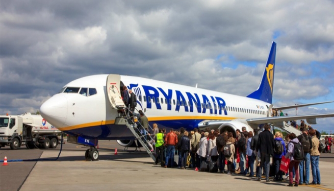 Пассажирам RYANAIR запретят провоз ручной клади