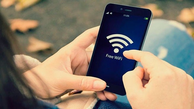 Власти Греции готовят тендер на установку 5600 точек бесплатного WI-FI