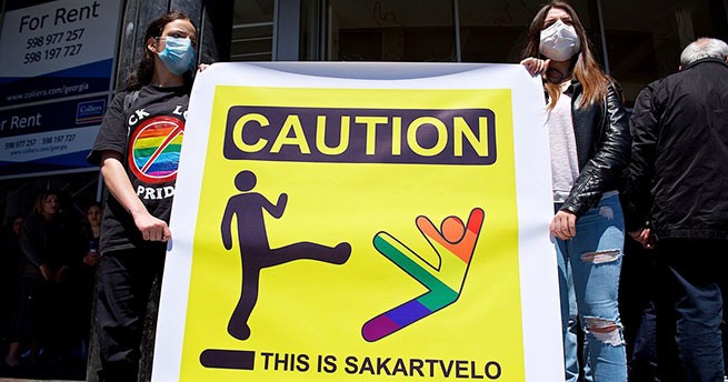 В Грузии власти готовятся запретить ЛГБТ-движение