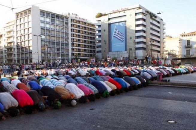 Мусульмане в Афинах недовольны отсрочкой строительства мечети