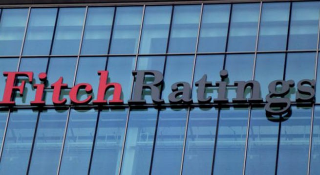 Fitch угрожает снизить рейтинг Греции