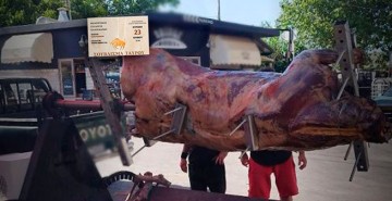 Ханья: скандал из-за быка на вертеле на праздник Святого Духа
