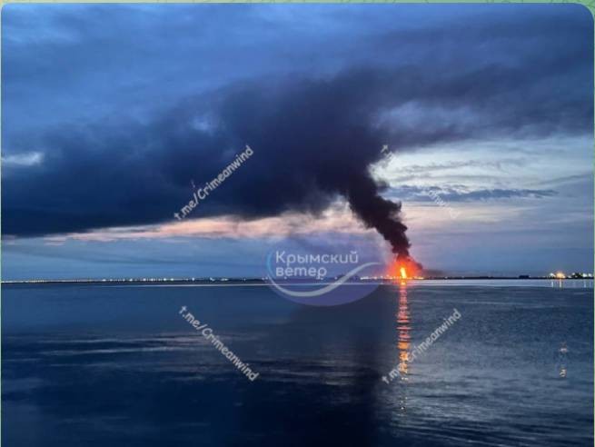 Взрывы в Крыму, в порту Кавказ пожар (дополнено)