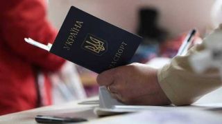 МИД Украины возобновляет консульские услуги для мужчин за границей с определенными изменениями